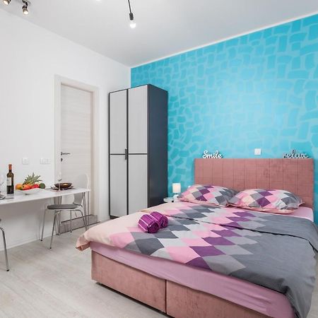 Studio Apartments Fran'S Rijeka Exteriör bild