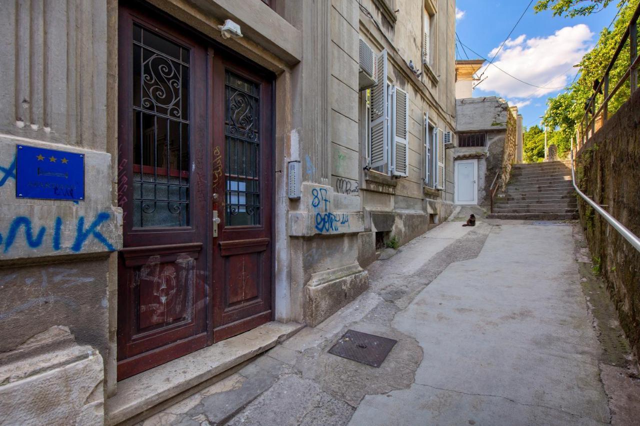 Studio Apartments Fran'S Rijeka Exteriör bild