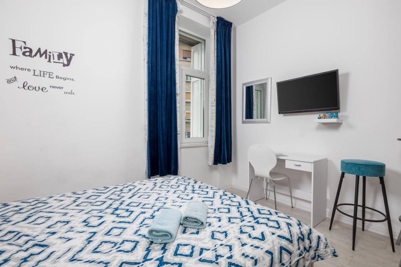 Studio Apartments Fran'S Rijeka Exteriör bild